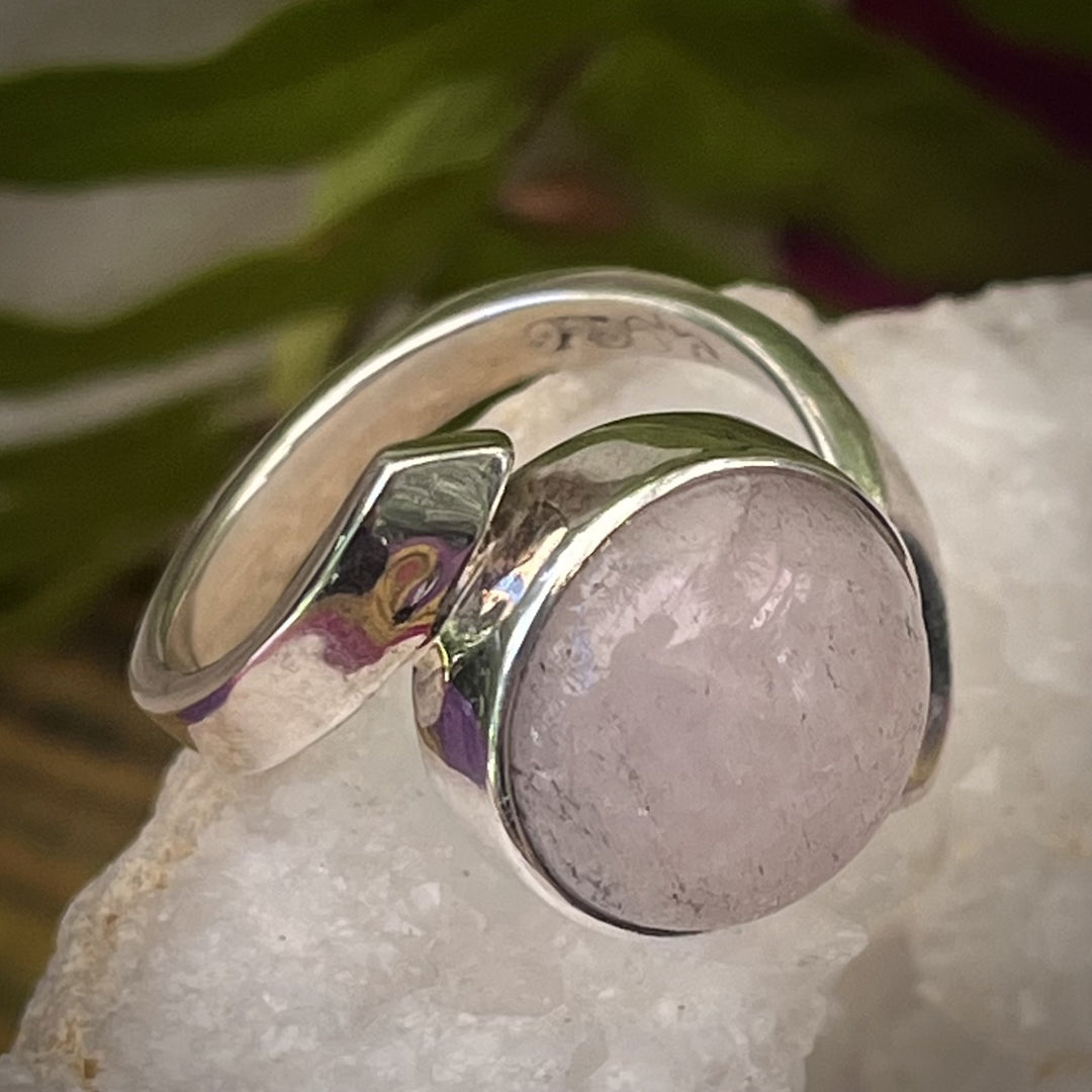 Ring Kunzite Round Blue Turtles