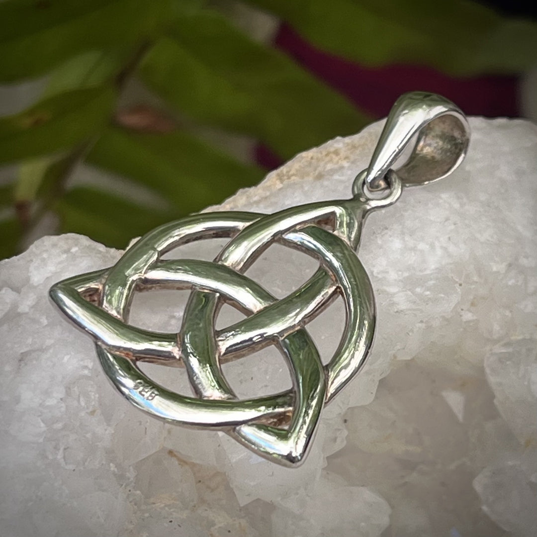 Pendant Triquetra Blue Turtles 3.5 cm