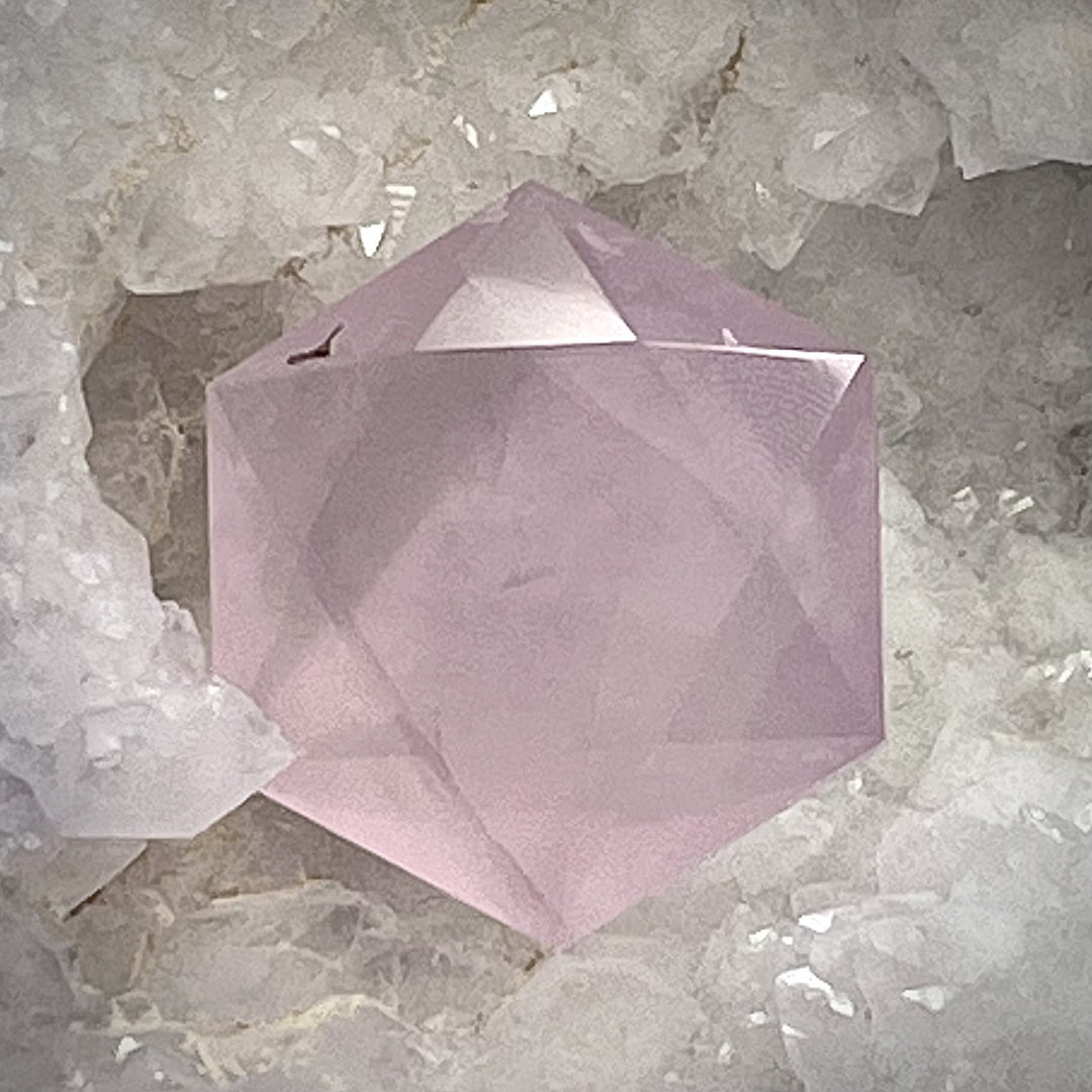 Star of David Rose Quartz 2.7 cm