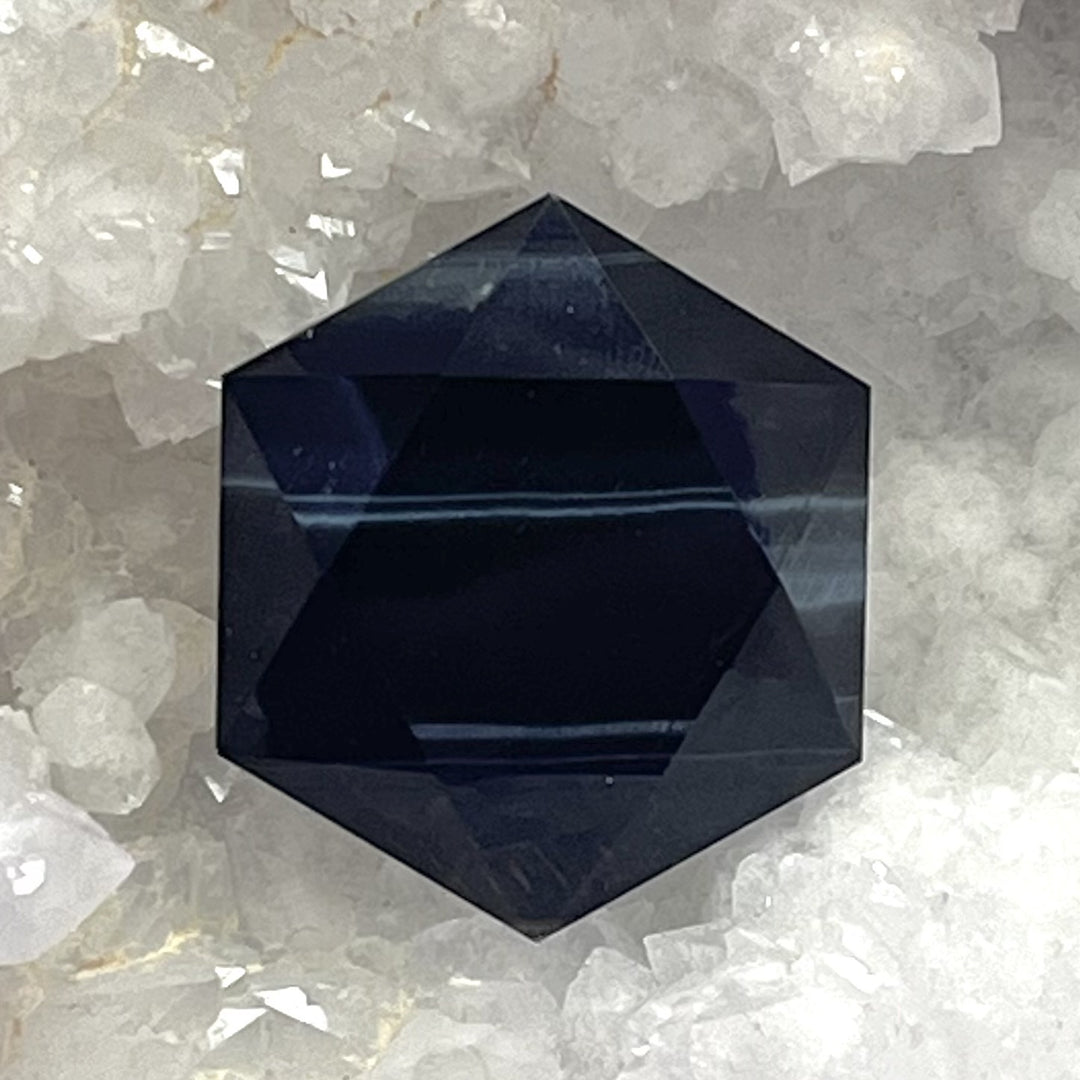 Star of David Tiger Eye Blue  2.7 cm