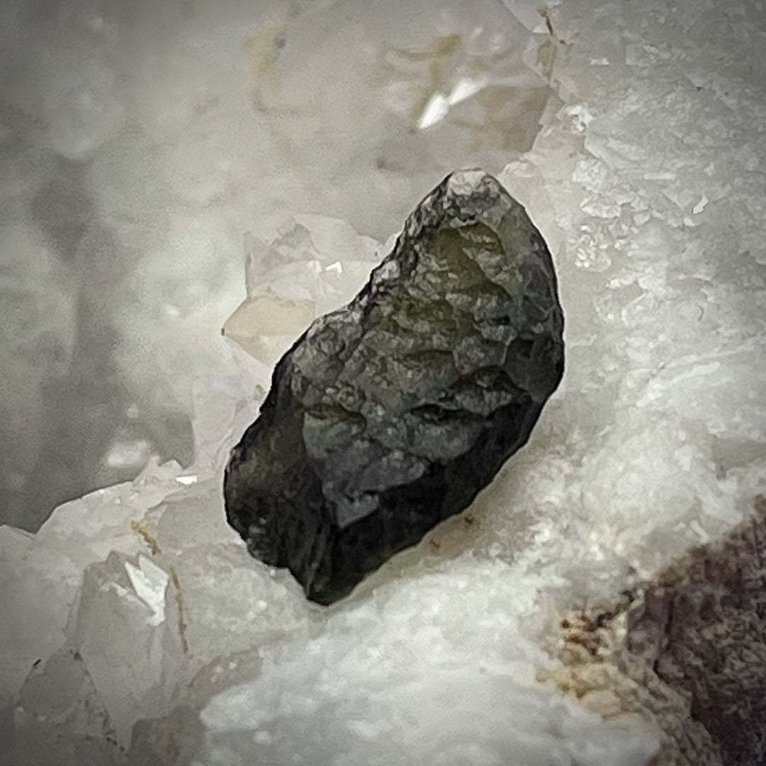 Moldavite Raw 1.9 cm