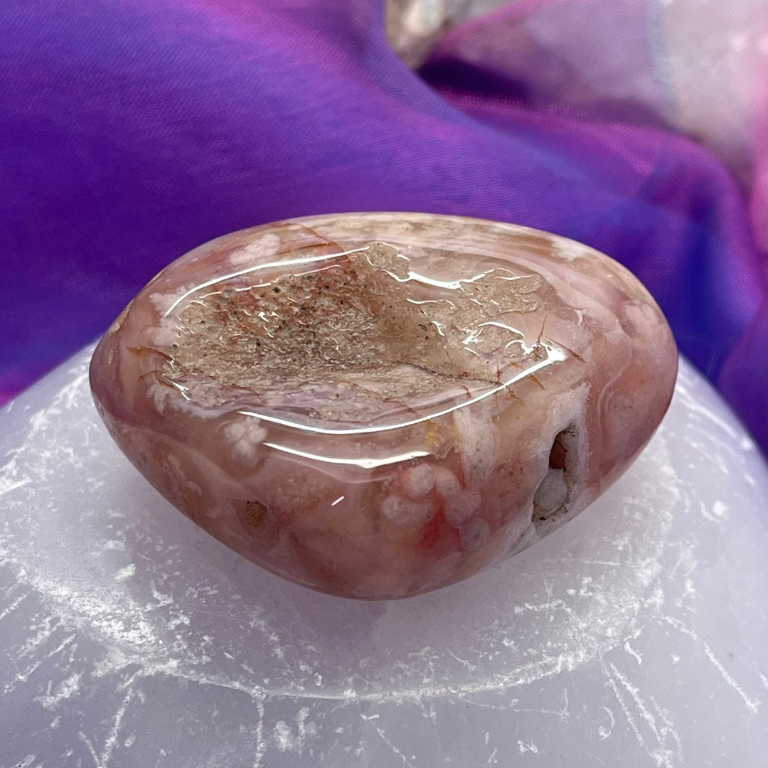 Flower Agate Palm Stone XL | Carpe Diem With Remi