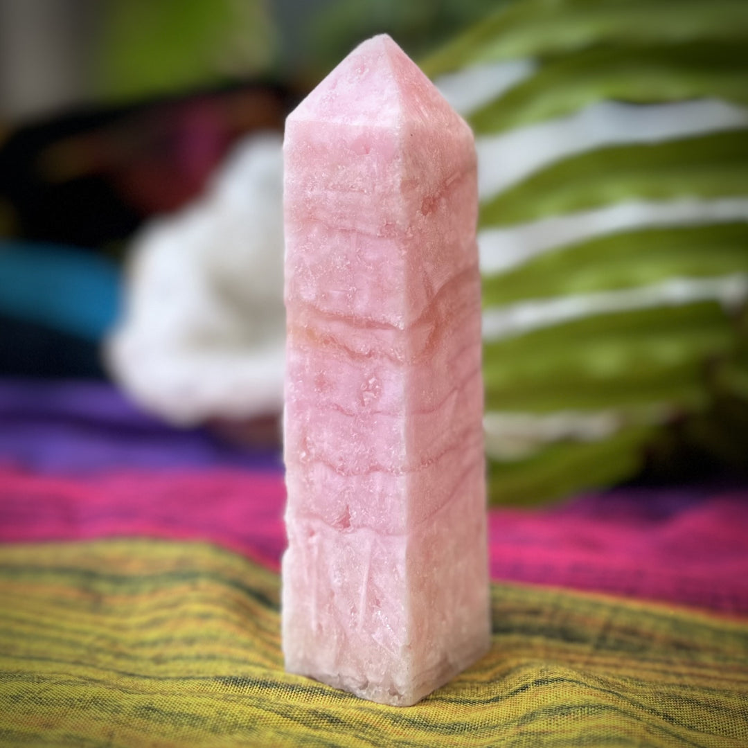 Point Pink Aragonite 9.5 cm