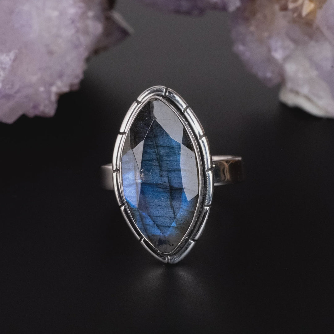 Ring Labradorite Faceted Gem Quality 2.0 cm