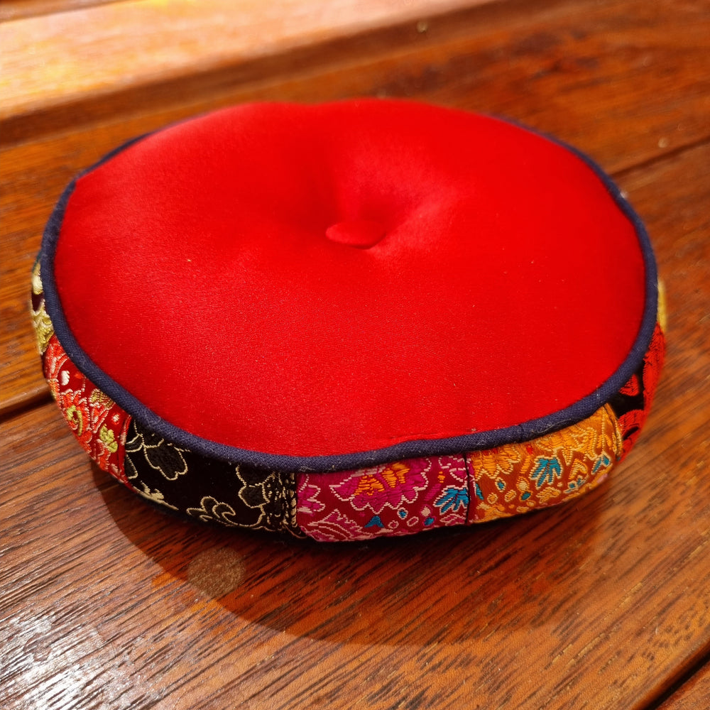 Singing Bowl Cushion Medium 14 cm | Carpe Diem With Remi