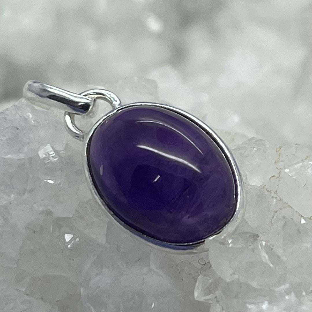 Pendant Amethyst Oval Mini 2.3 cm