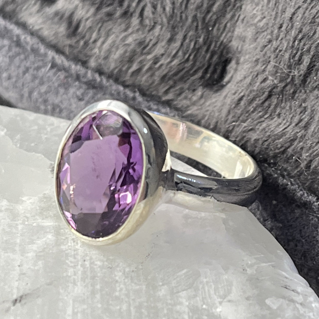 Ring Amethyst Oval XL Size 9 | Carpe Diem With Remi