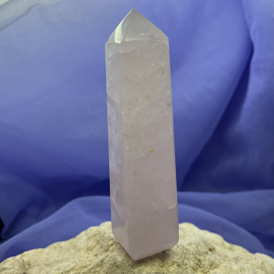 Obelisk Rose Quartz 9.6 cm | Carpe Diem With Remi