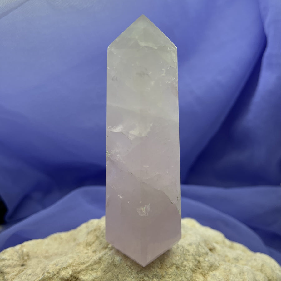 Rose Quartz Obelisk  9.2 cm | Carpe Diem With Remi