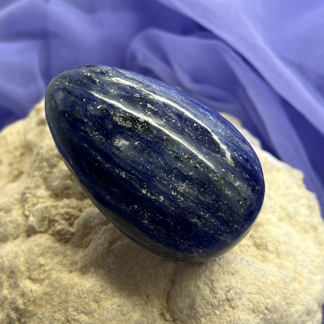 Sodalite Egg 6.5 x 4.2 cm