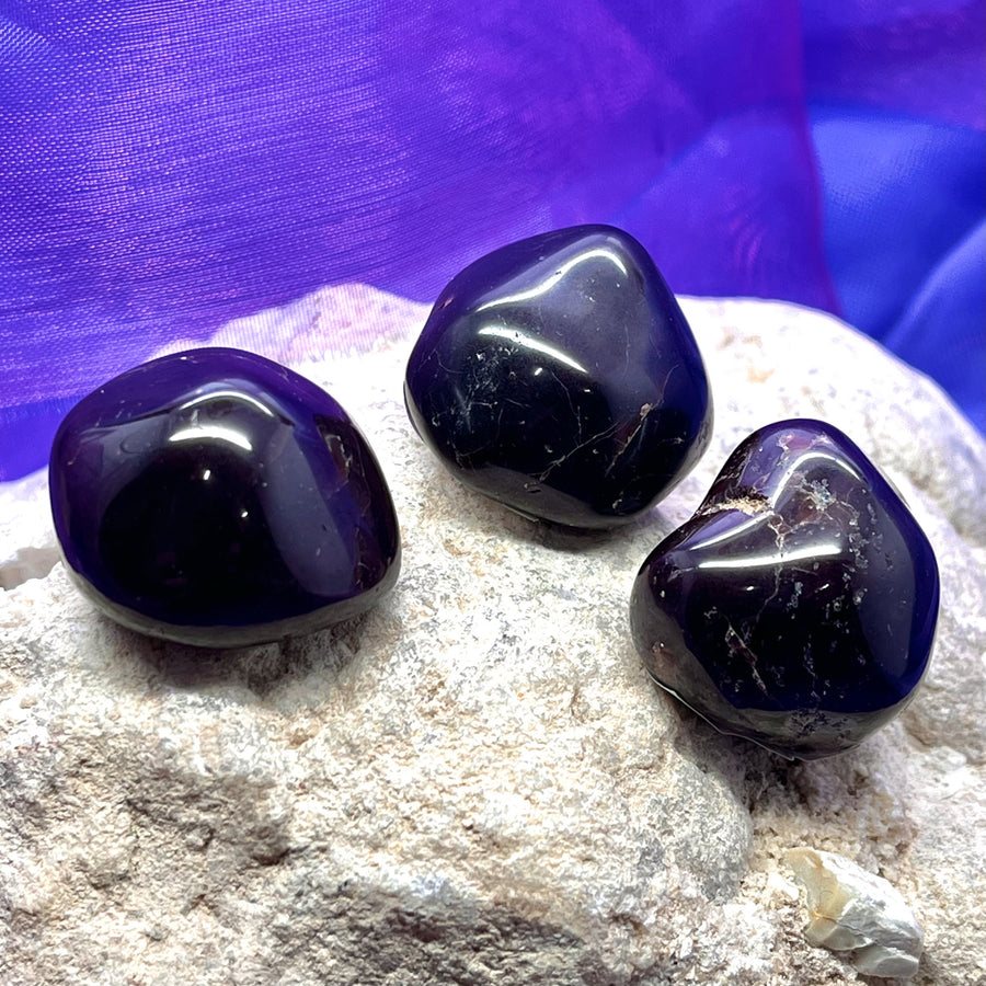 Garnet Tumble Stone | Carpe Diem With Remi