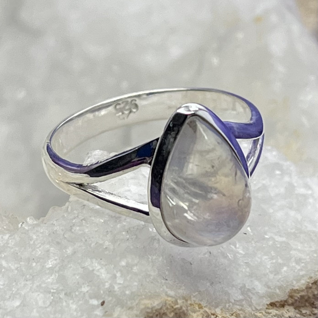 Ring Rainbow Moonstone Teardrop 1.2 cm