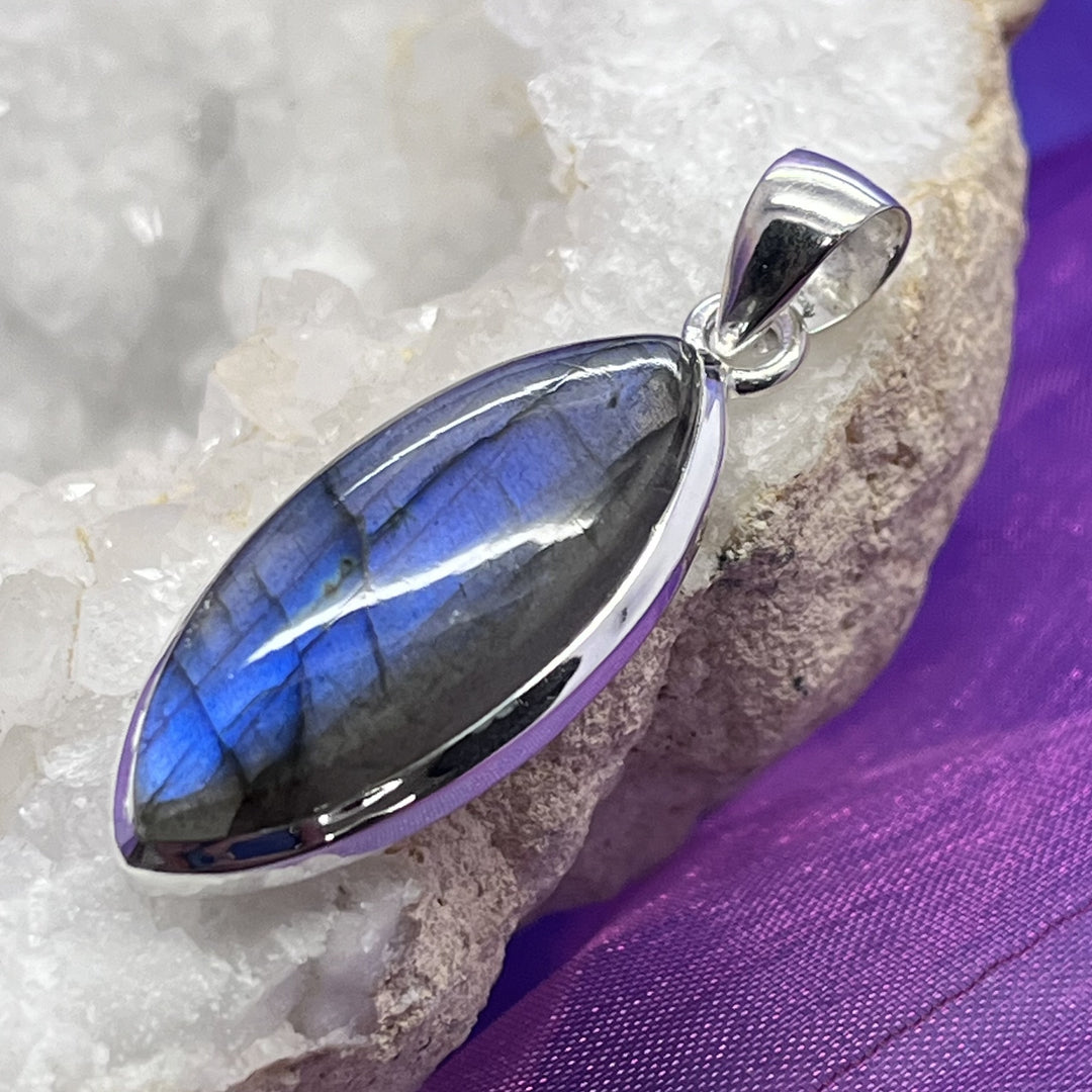 Pendant Labradorite Eye  4.6 cm